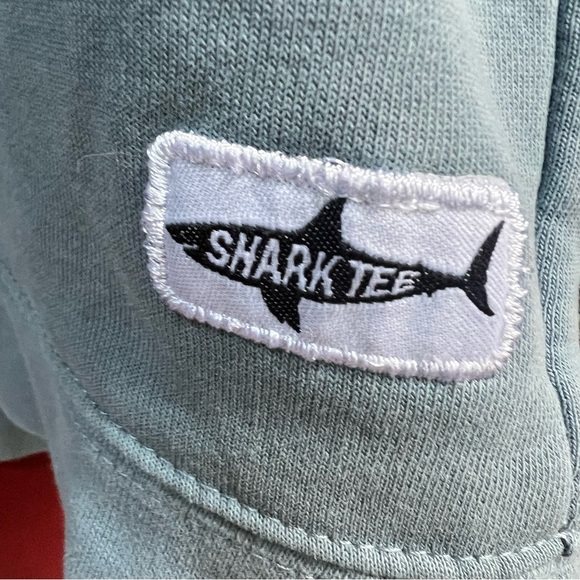 Clearwater Beach Crewneck! The shark tee! Amazing quality and feel! GC Size S - Picture 3 of 8